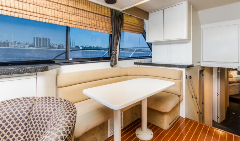 58 Hatteras Dinette