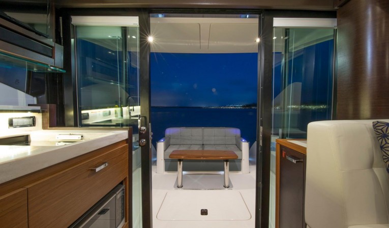 39 Tiara Salon Galley Aft