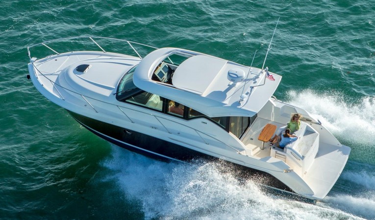 39 Tiara Port Running