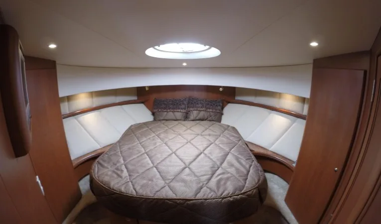 45 Silverton Master Stateroom