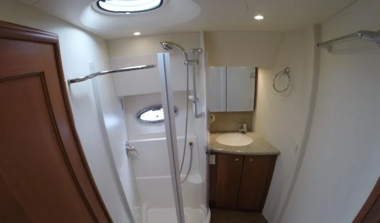 45 Silverton Day Head / Shower - Port Side