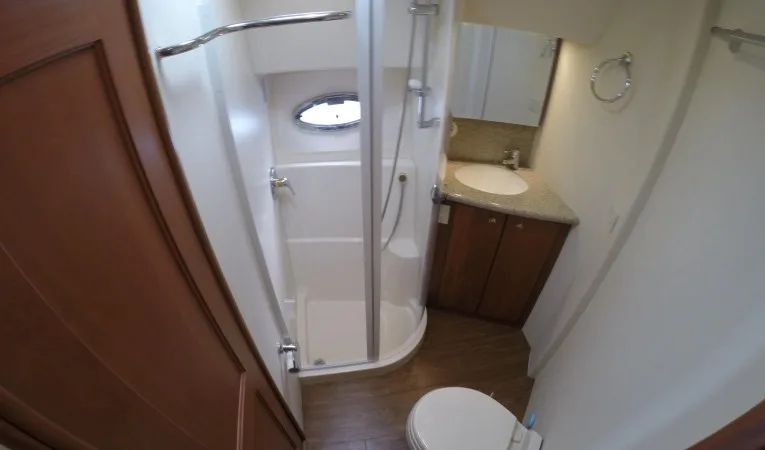 45 Silverton Day Head / Shower - Port Side