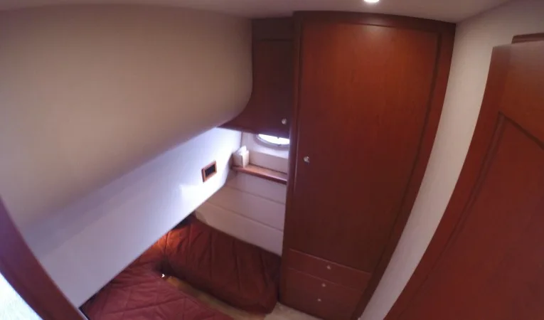 45 Silverton Port Guest Stateroom