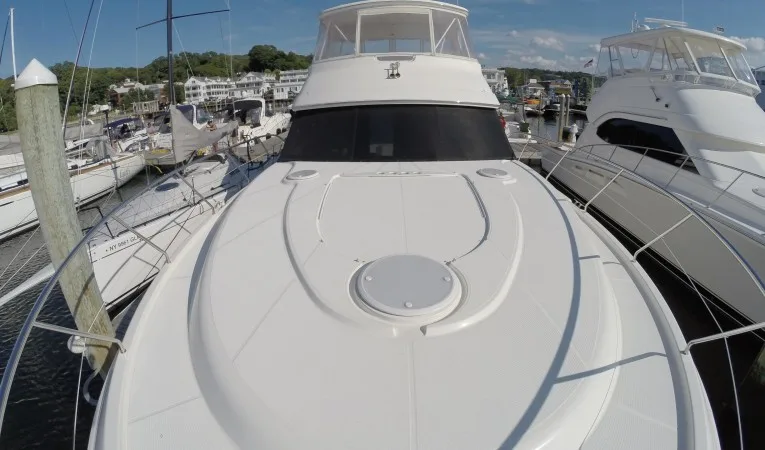 45 Silverton Bow facing aft