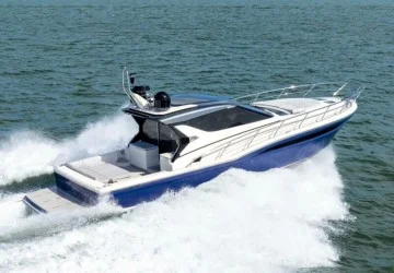 55' Uniesse 2021