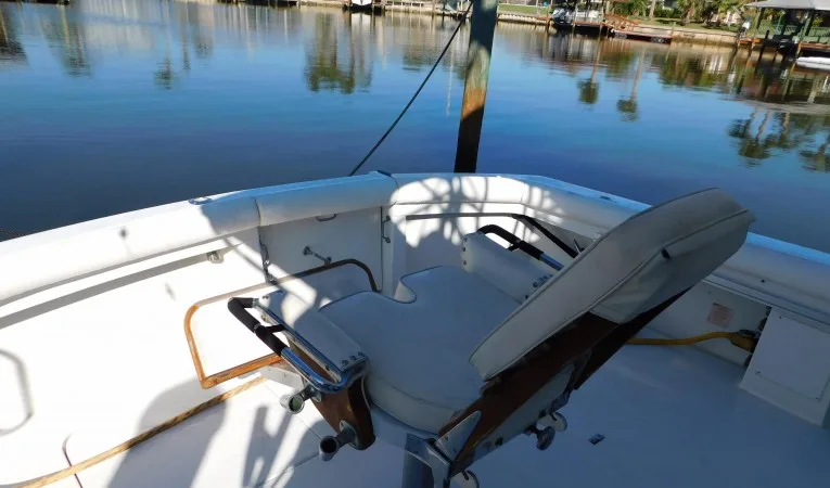 48 Hatteras Top Shelf