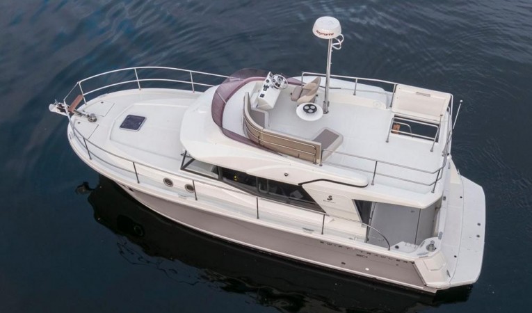 30 Beneteau 