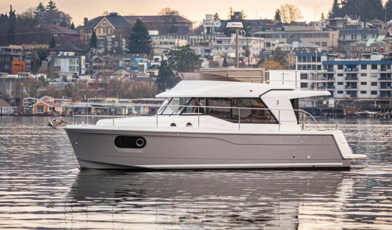 30 Beneteau 
