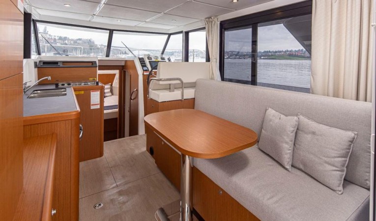 30 Beneteau 
