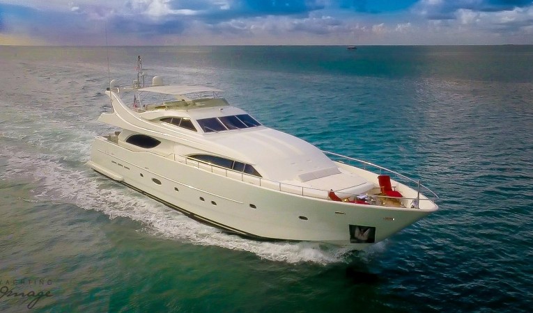 94 Ferretti Yachts Running View