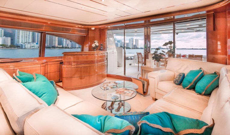 94 Ferretti Yachts Salon Aft/Stbd