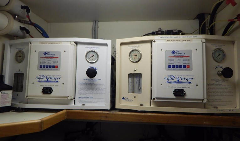 94 Ferretti Yachts 2 Water Makers