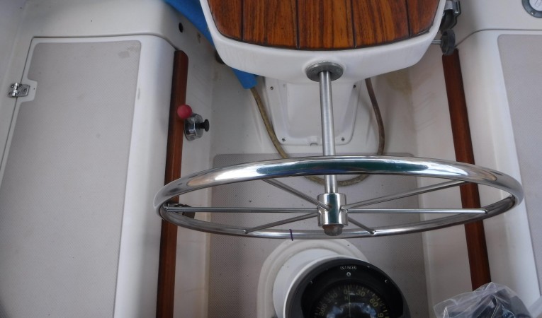 38 Island Packet AMORA II