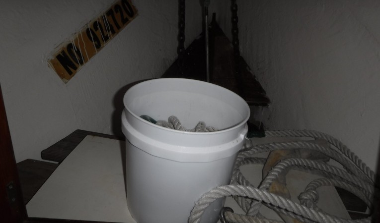 38 Island Packet AMORA II