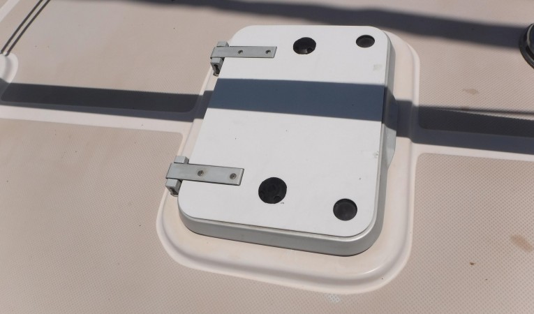 38 Island Packet AMORA II