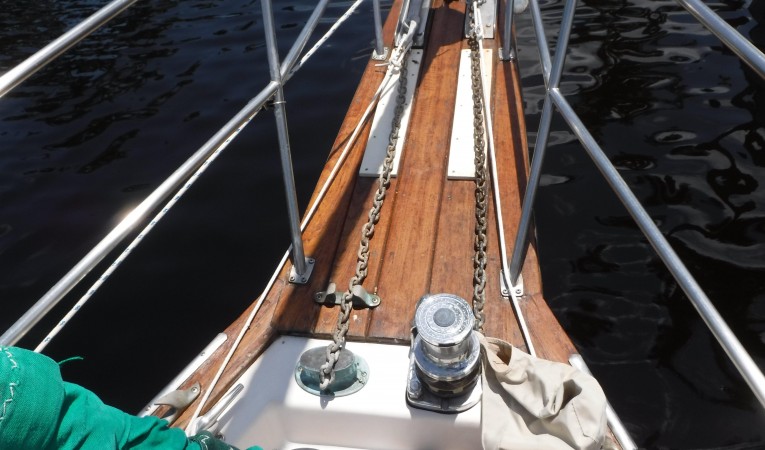 38 Island Packet AMORA II