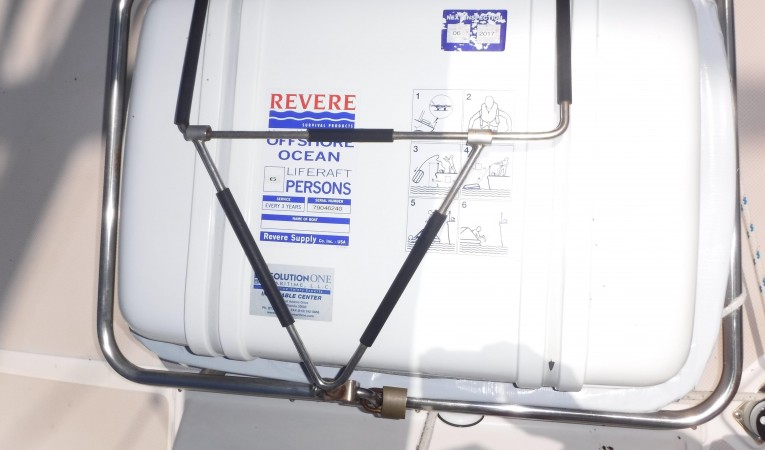 38 Island Packet AMORA II