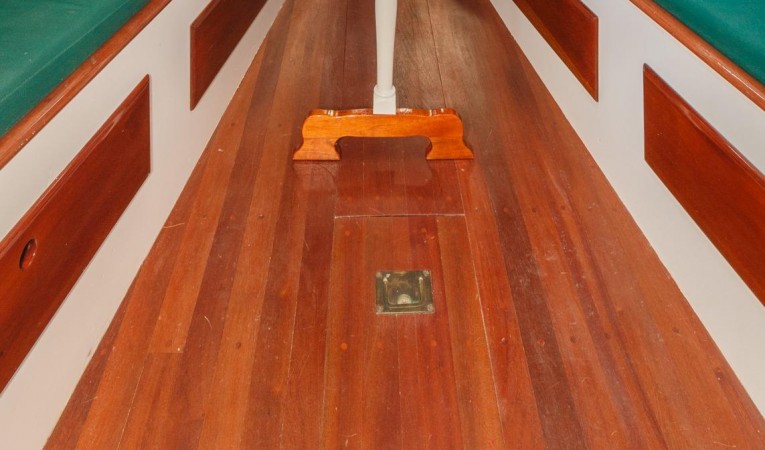 38 Hodgdon Bros. Stadel Salon 3