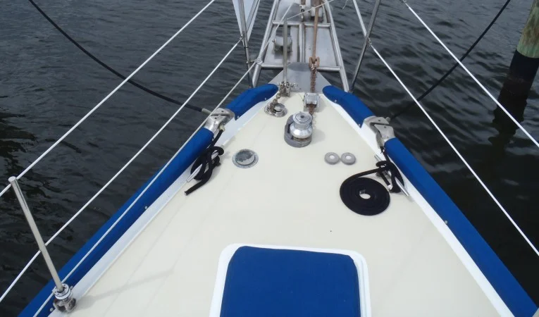 40 Cabo Rico Foredeck 2