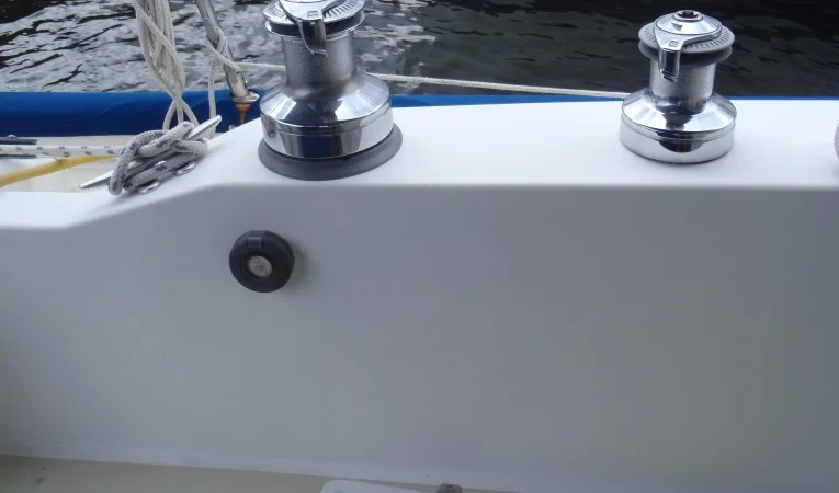 40 Cabo Rico Port winches