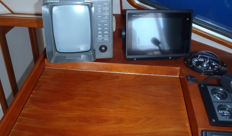 40 Cabo Rico Radar and update Garmin plotter