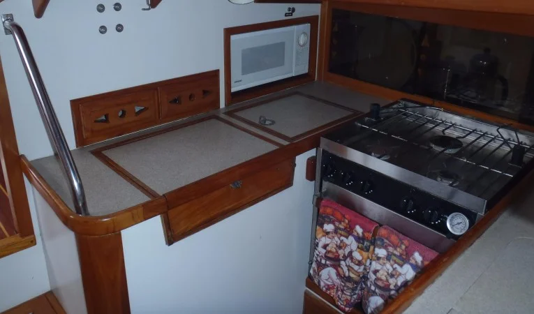 40 Cabo Rico Galley aft counter