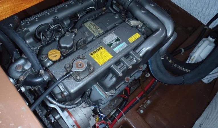 40 Cabo Rico 100 hp Yanmar diesel