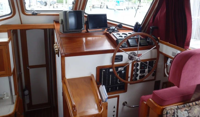 40 Cabo Rico Pilothouse console fwd 2