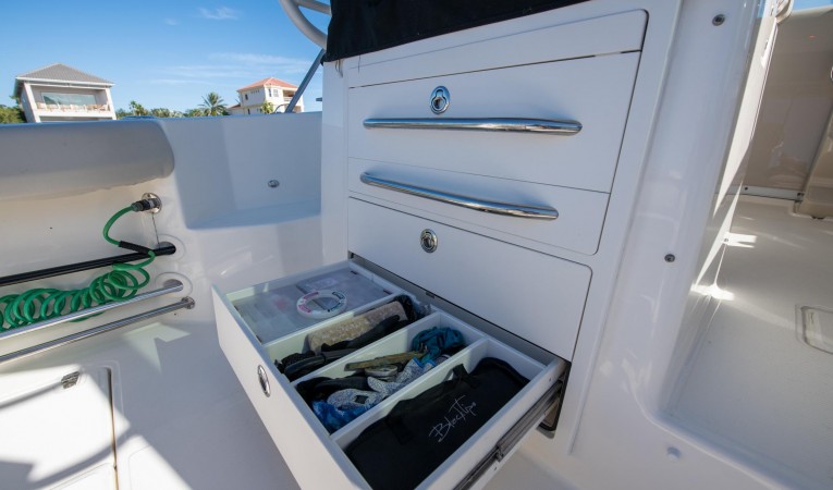 32 Boston Whaler 