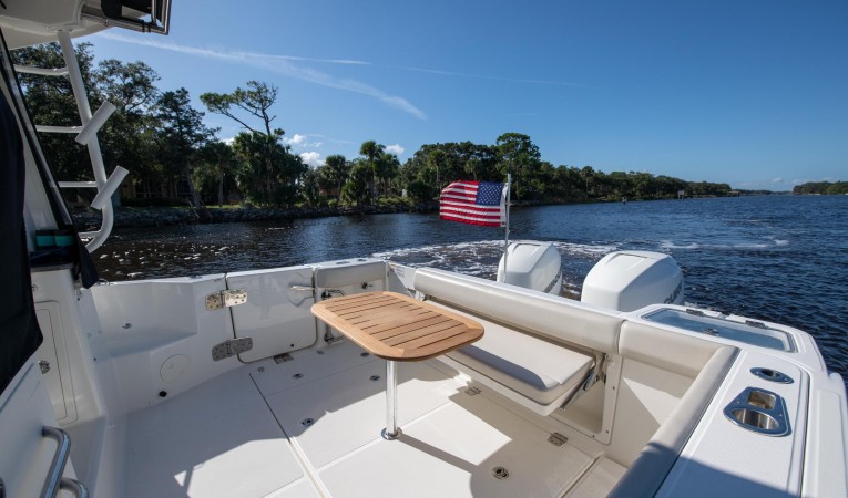 32 Boston Whaler 