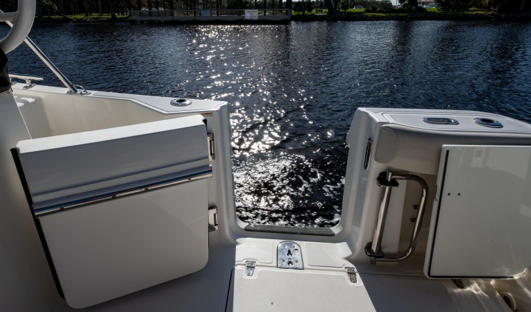 32 Boston Whaler 