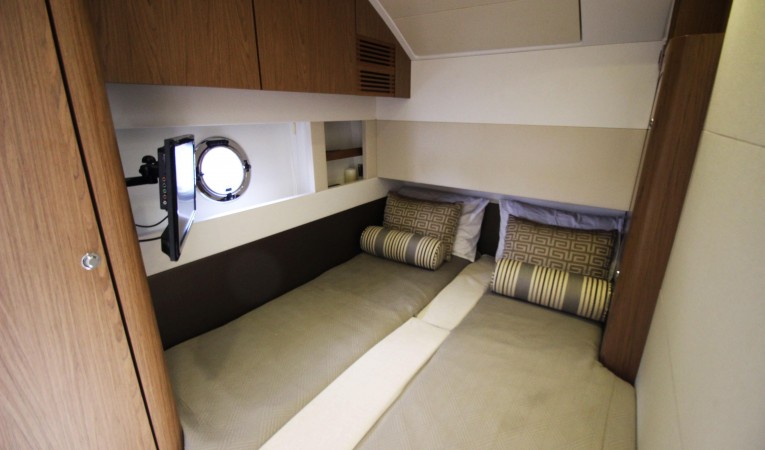 49 Beneteau 