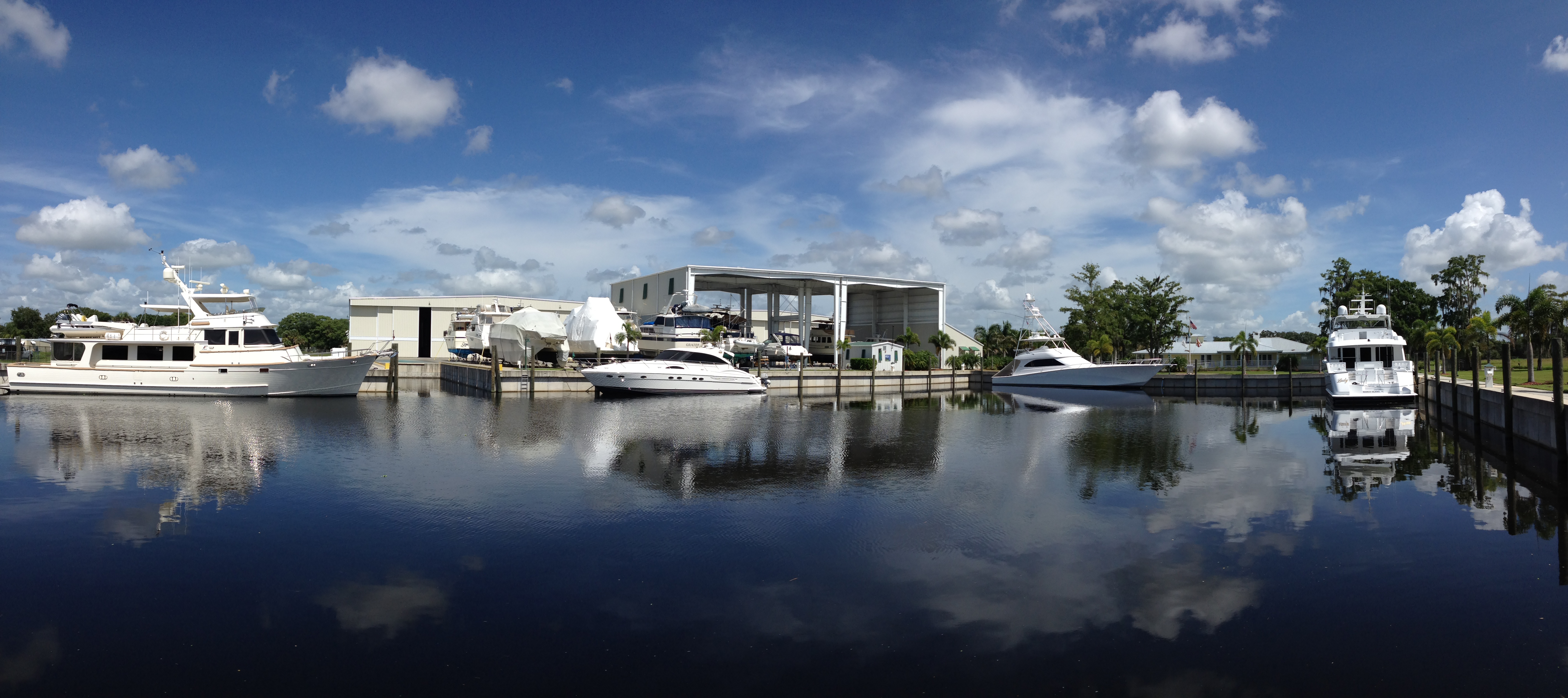 River Forest Yachting Center - LaBelle in Moore Haven, FL
