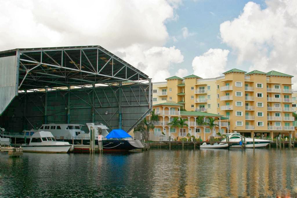 Brisas del Rio Marina in Miami, FL