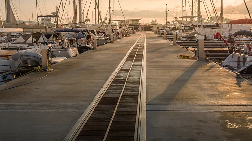 Fort Lauderdale Boatyard and Marina in Fort Lauderdale, FL