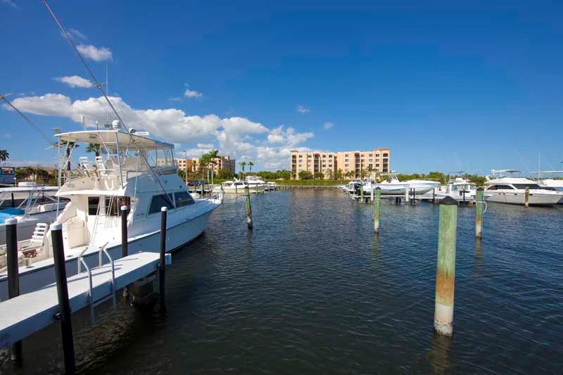 Palm Beach Yacht Center in Lake Worth, FL