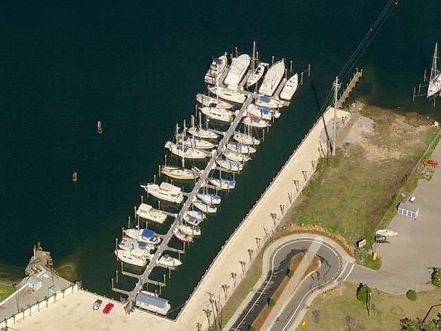 Yacht Harbor Marina in Pensacola, FL