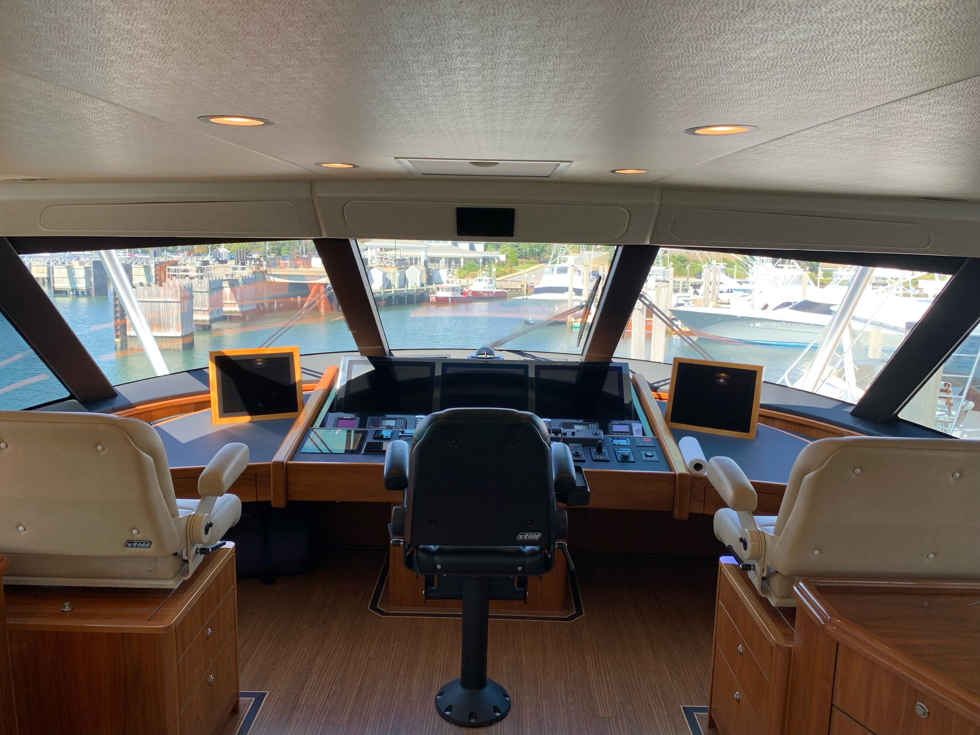 Speculator Yacht for Sale 92 Viking Yachts Palm Beach, FL Denison