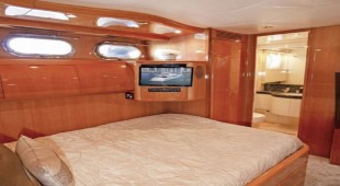 103' Custom Build Bahamas, USA - Florida East Coast