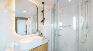 Agape Rose East Mediterranean