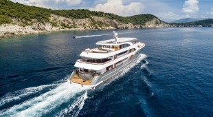 Agape Rose East Mediterranean