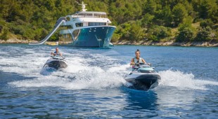 Agape Rose East Mediterranean