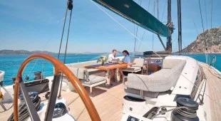 Amuri Caribbean, West Mediterranean