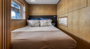 Araok Ii Caribbean, East Mediterranean, West Mediterranean