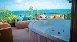 Atoll Villa Indian Ocean