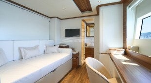 Atraversia West Mediterranean