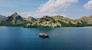 Augustine Phinisi Indonesia