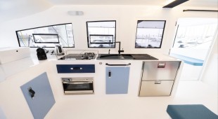 Avel Vaez Caribbean, East Mediterranean