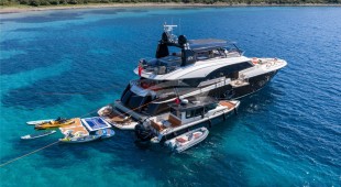 Bella Luna East Mediterranean