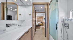 Neow West Mediterranean